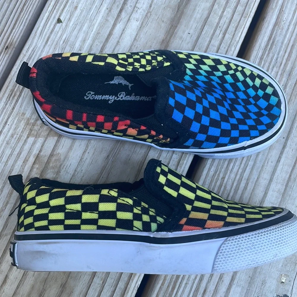 Tommy Bahama Boys Rainbow Checkerboard Slip-On Sneakers Canvas Shoes Size 7